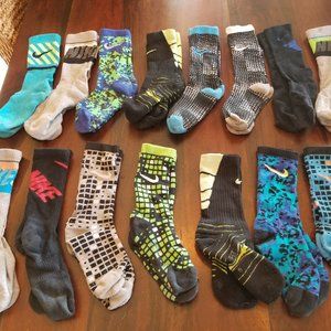 Youth Nike Sock Bundle - 25 Pairs